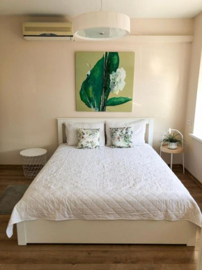 BRANDNEW apartment in the heart of the city center